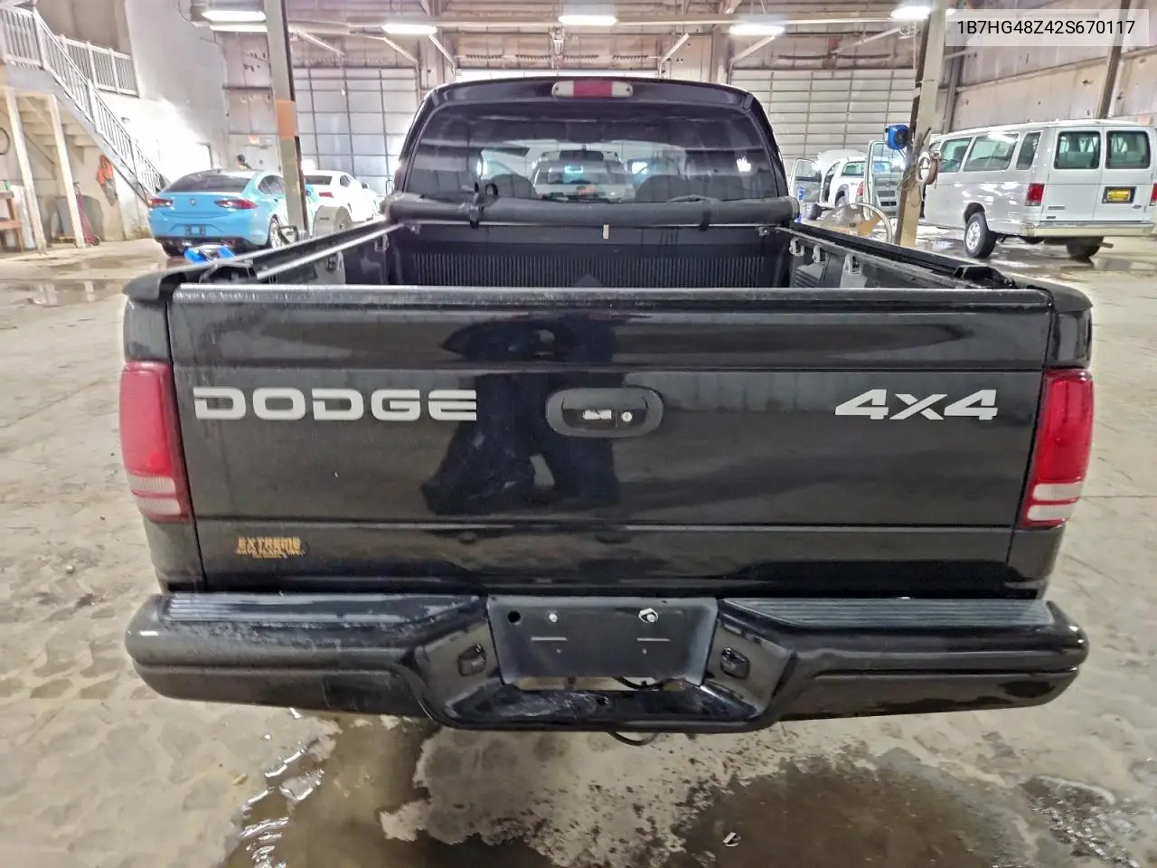 1B7HG48Z42S670117 2002 Dodge Dakota Quad Slt