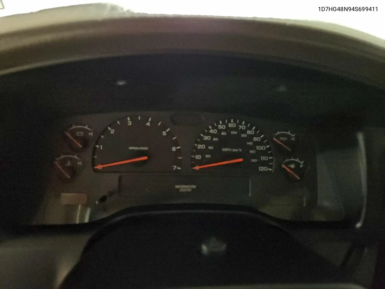 1D7HG48N94S699411 2004 Dodge Dakota Quad Slt