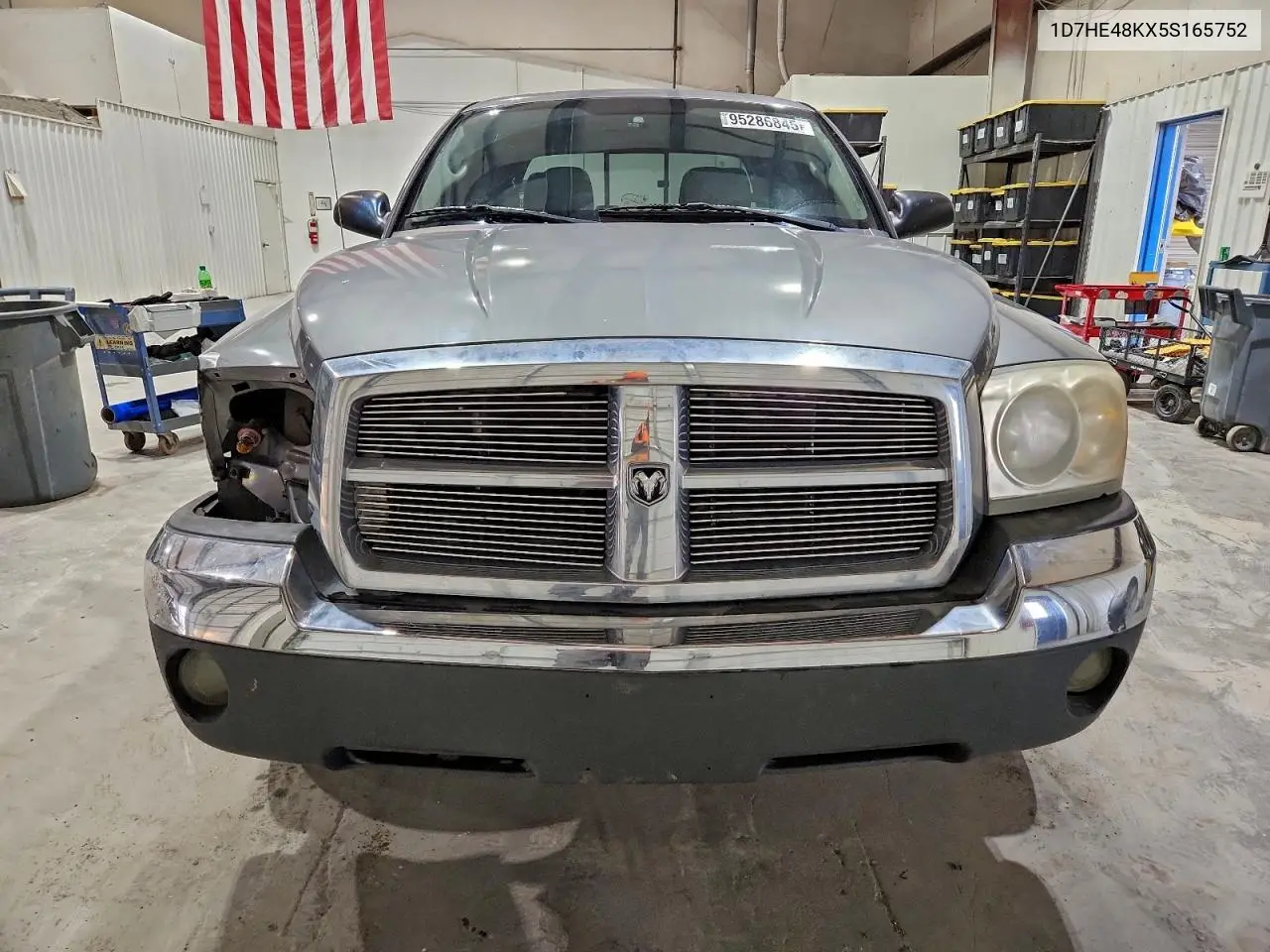 1D7HE48KX5S165752 2005 Dodge Dakota Quad Slt