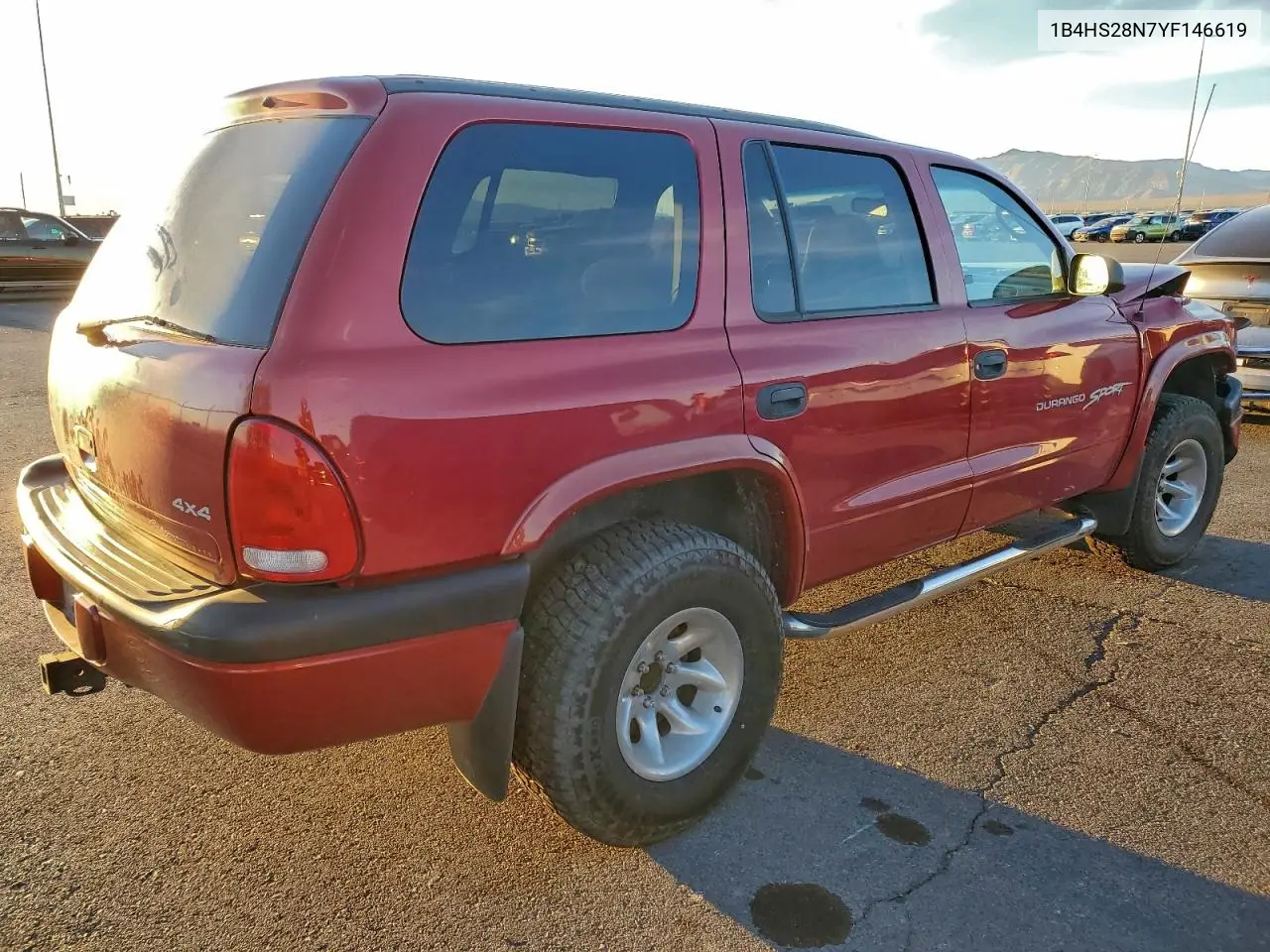 1B4HS28N7YF146619 2000 Dodge Durango