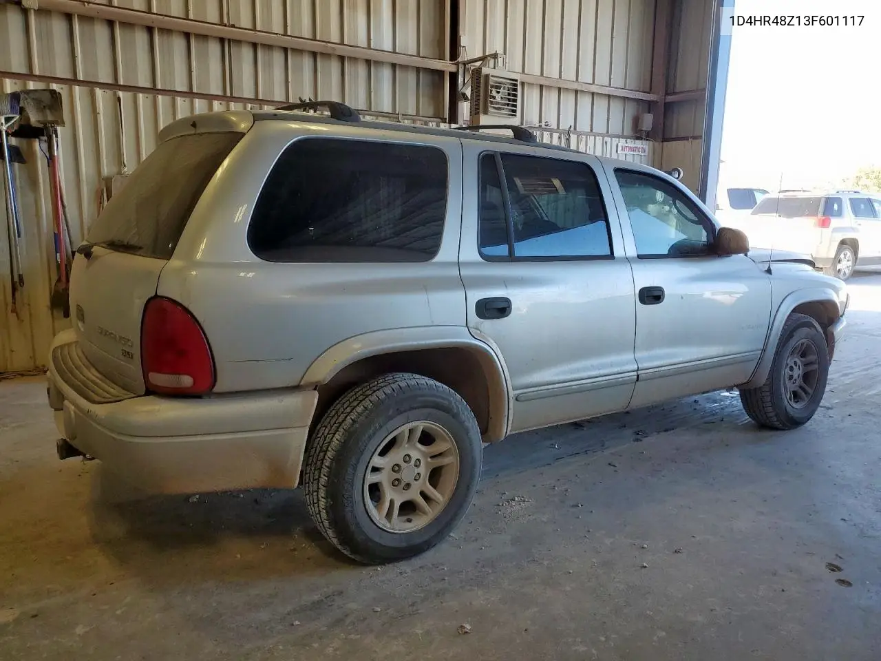 1D4HR48Z13F601117 2003 Dodge Durango Slt