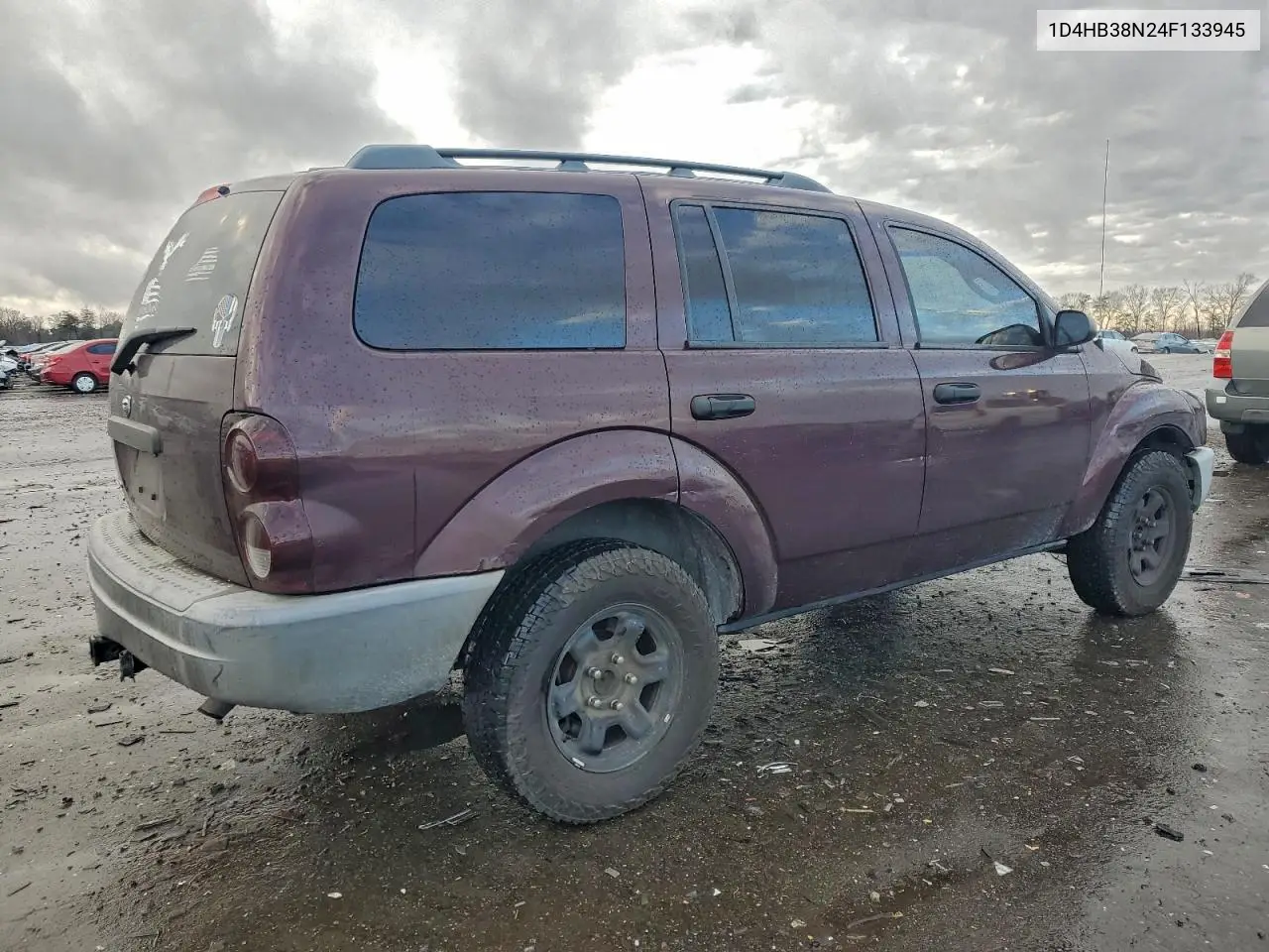 1D4HB38N24F133945 2004 Dodge Durango St