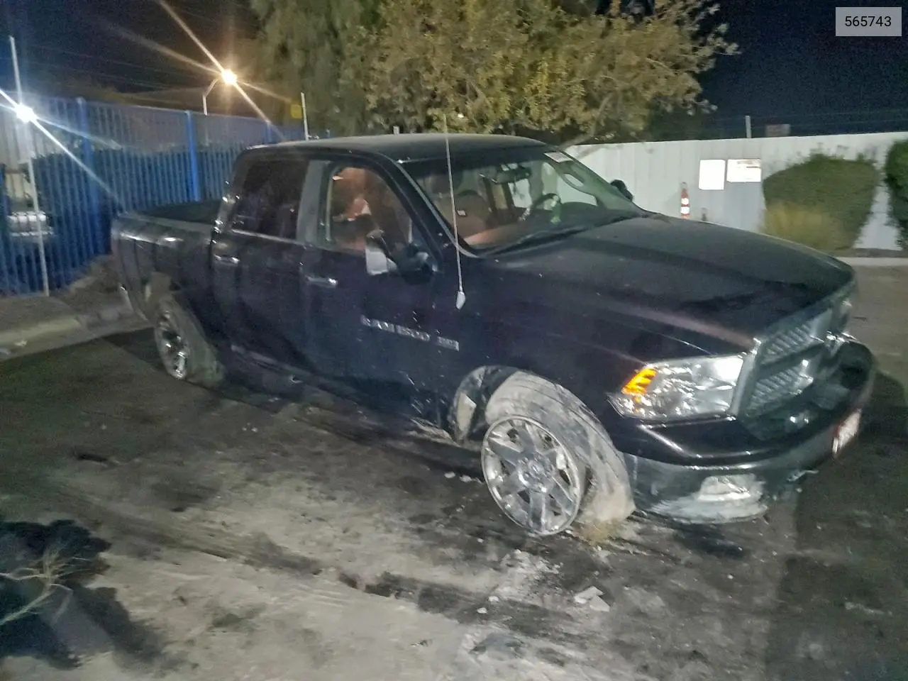 565743 2011 Dodge Ram 1500