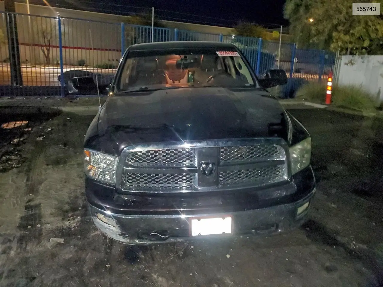 565743 2011 Dodge Ram 1500
