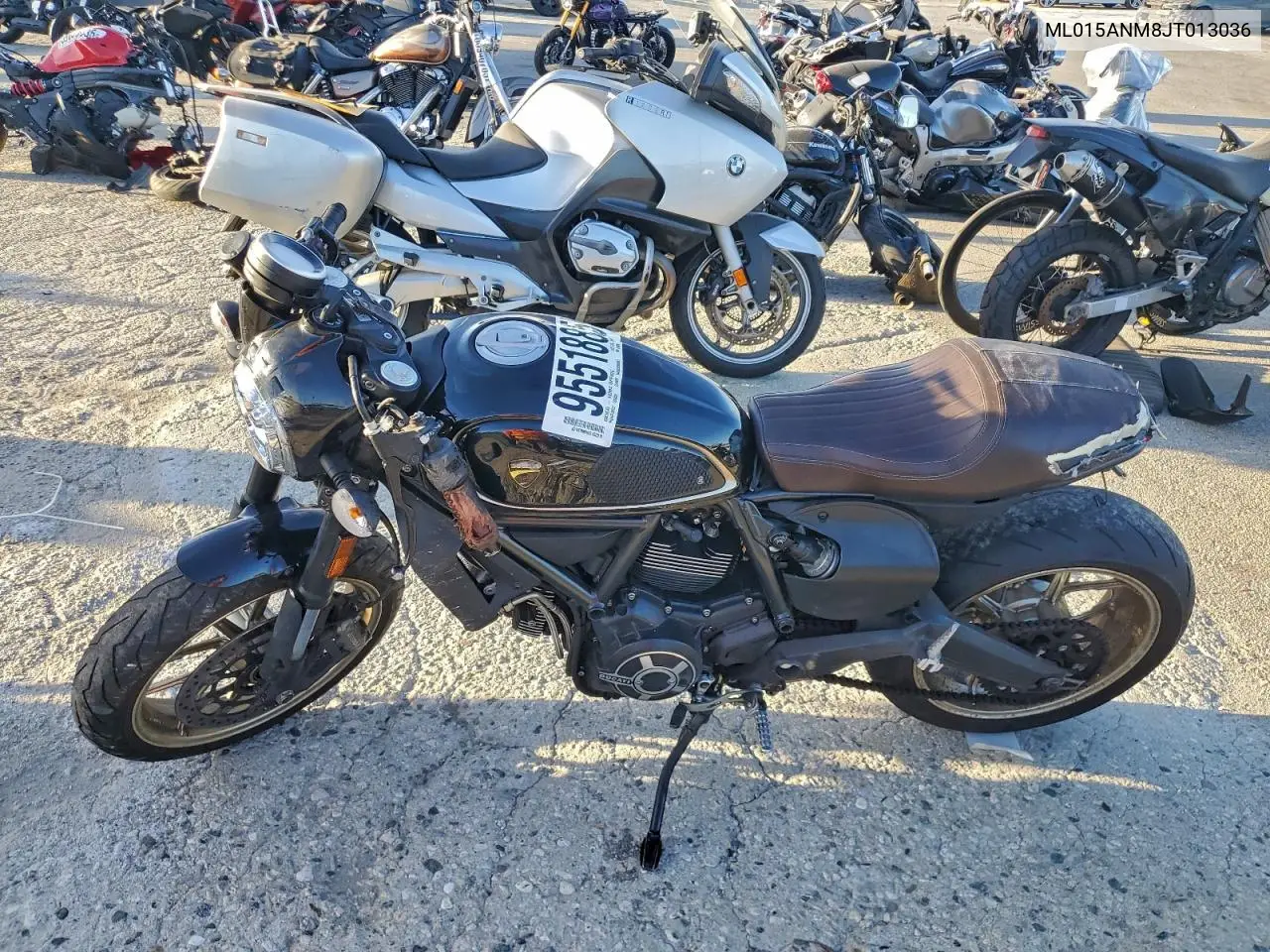 ML015ANM8JT013036 2018 Ducati Scrambler 800