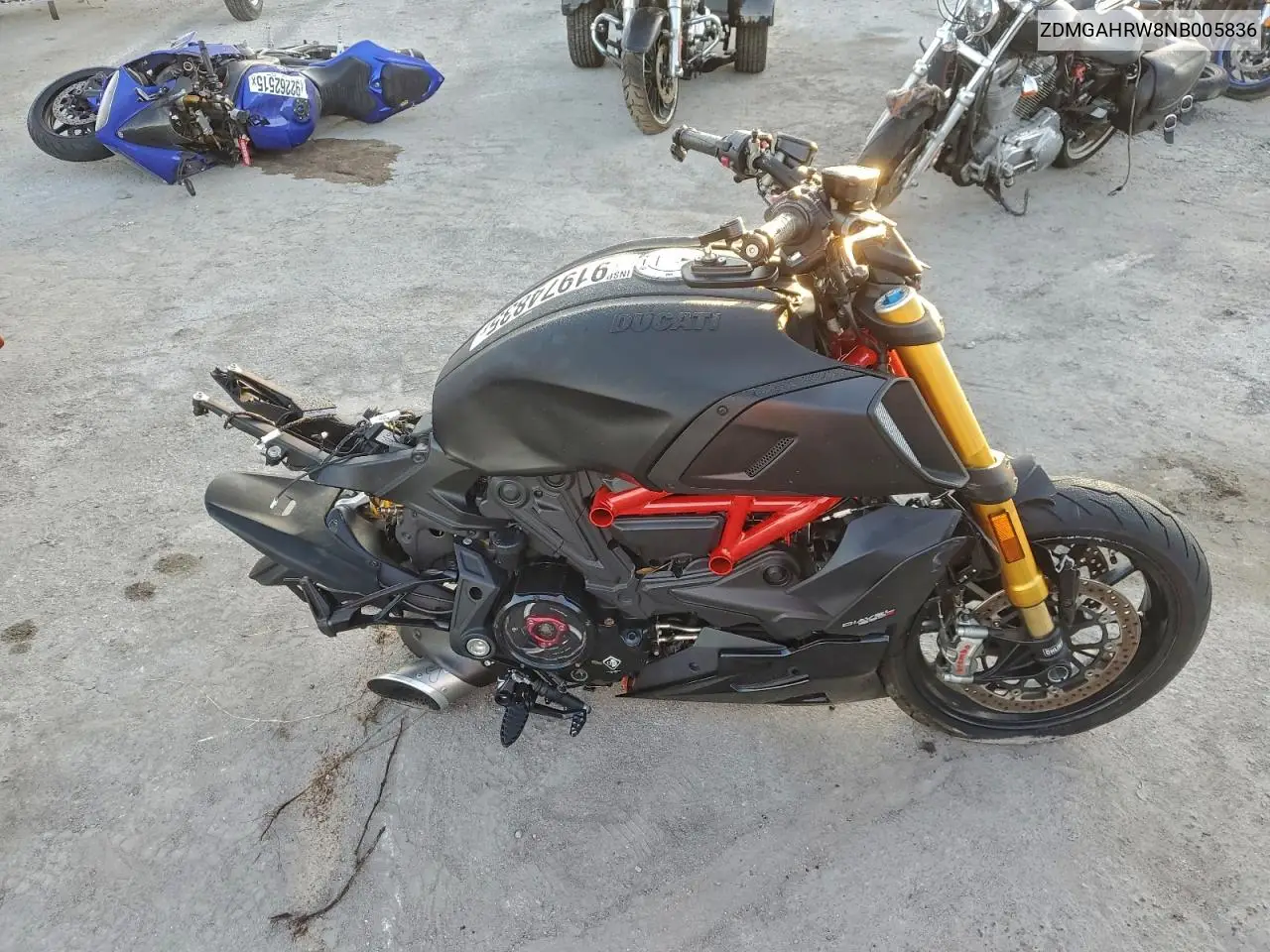 ZDMGAHRW8NB005836 2022 Ducati Diavel 1260 S