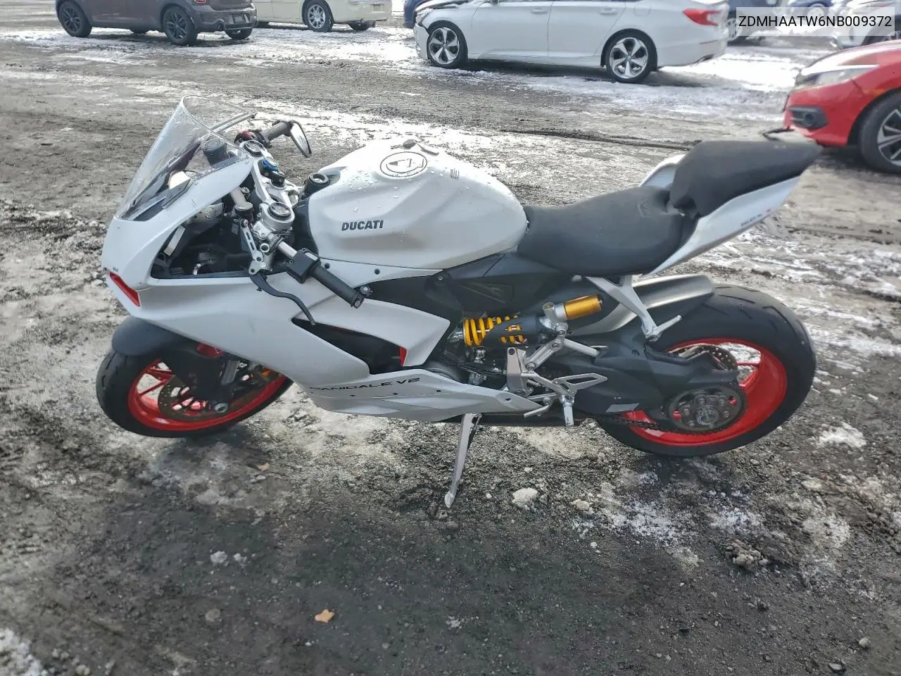 ZDMHAATW6NB009372 2022 Ducati Panigale V2