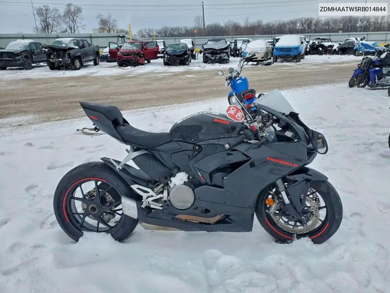 2024 Ducati Panigale V2 VIN: ZDMHAATW5RB014844 Lot: 95897085