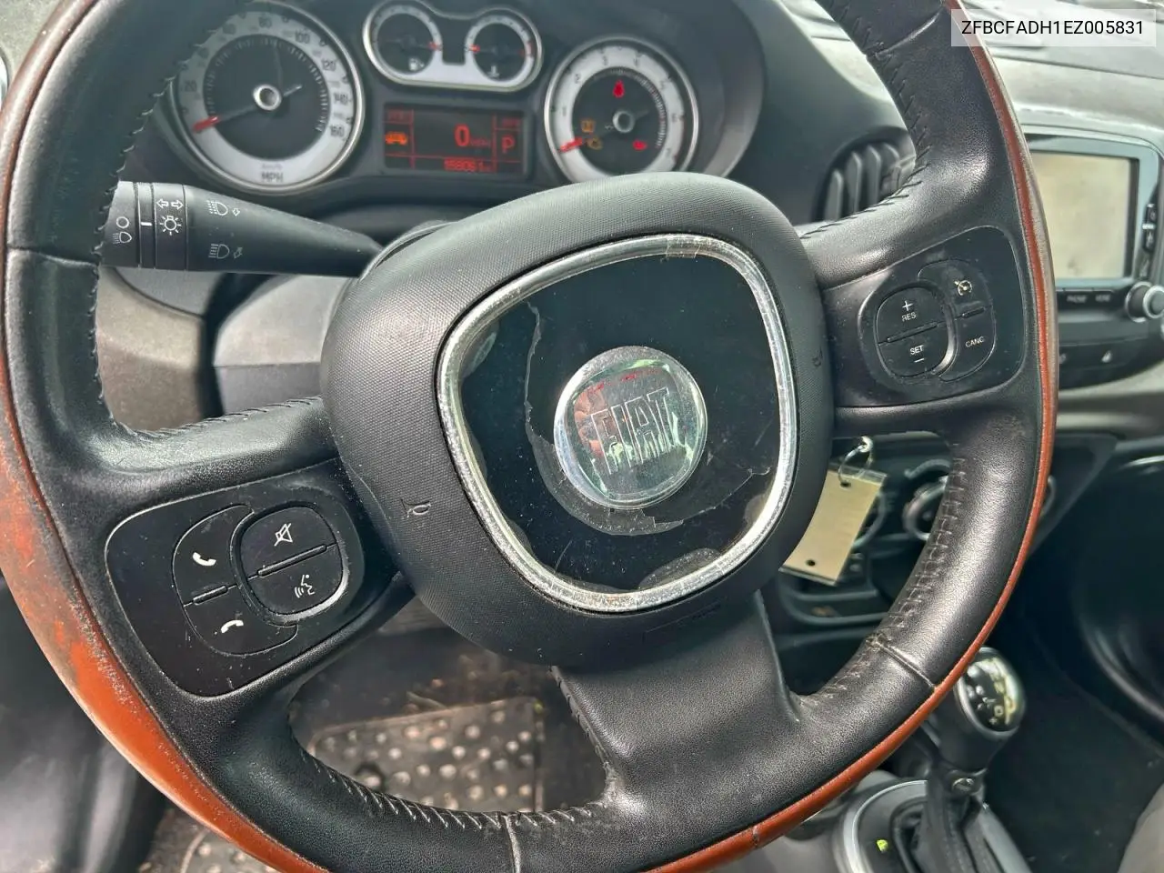 ZFBCFADH1EZ005831 2014 Fiat 500L Trekking