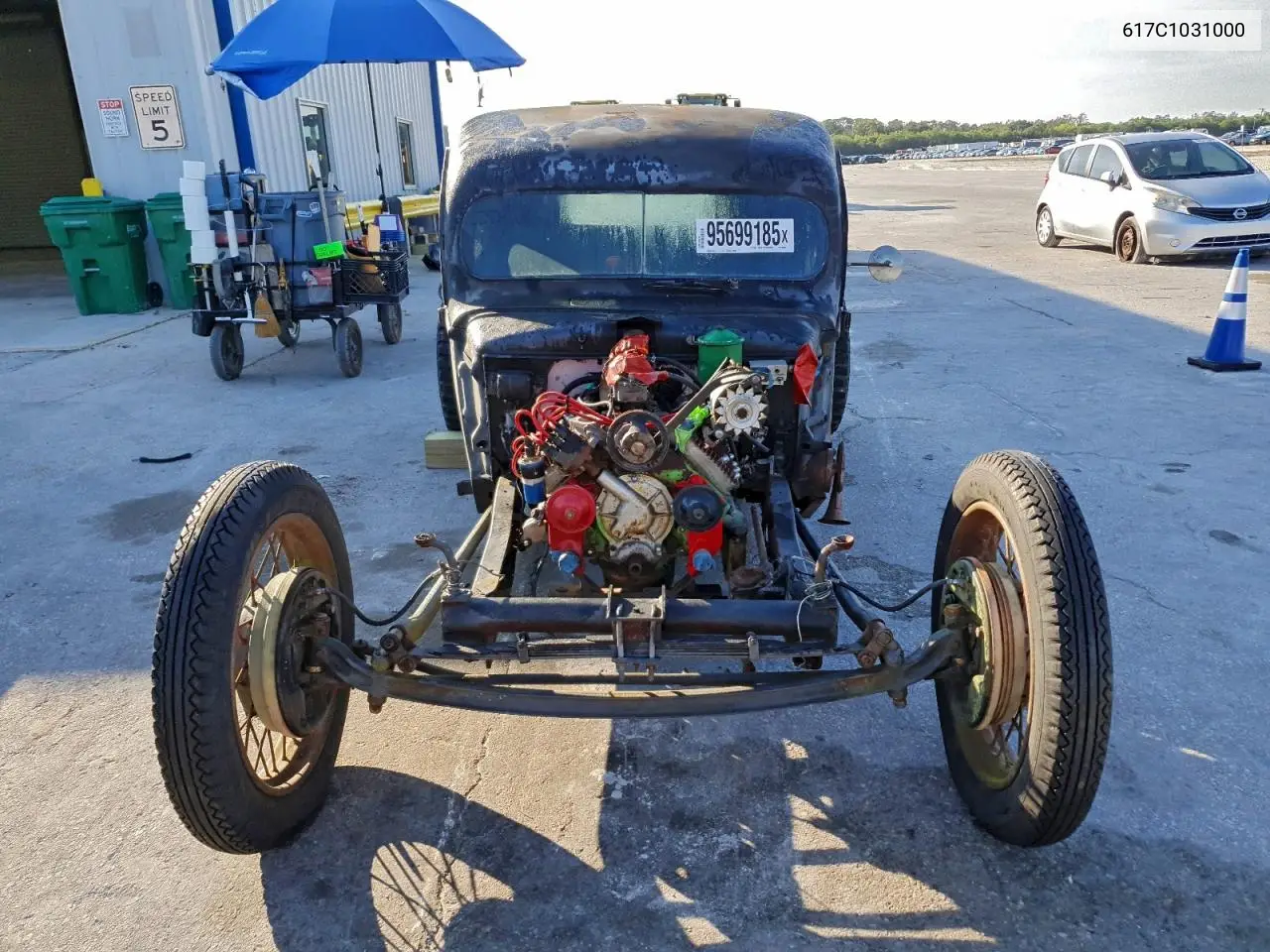 617C1031000 1946 Ford Coupe