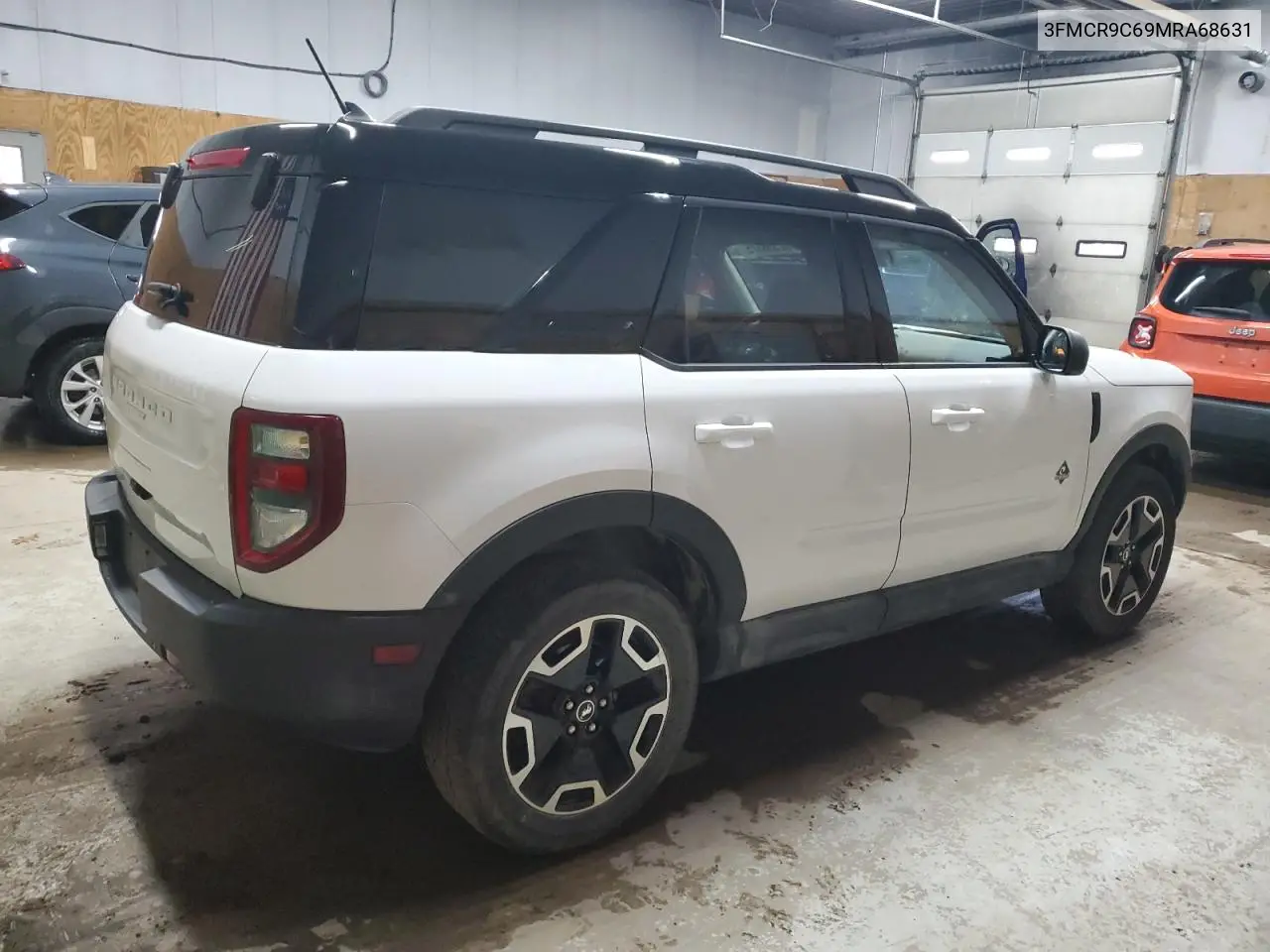 3FMCR9C69MRA68631 2021 Ford Bronco Sport Outer Banks