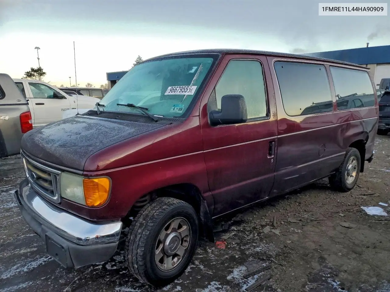 1FMRE11L44HA90909 2004 Ford Econoline E150 Wagon