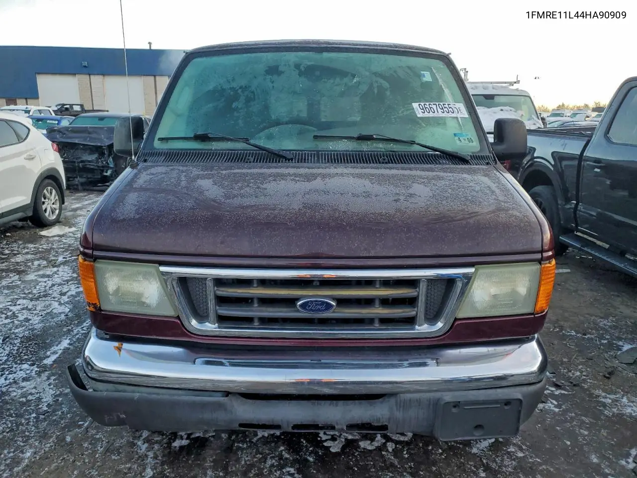1FMRE11L44HA90909 2004 Ford Econoline E150 Wagon