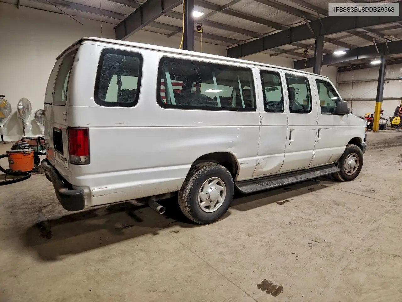 1FBSS3BL8DDB29568 2013 Ford Econoline E350 Super Duty Wagon