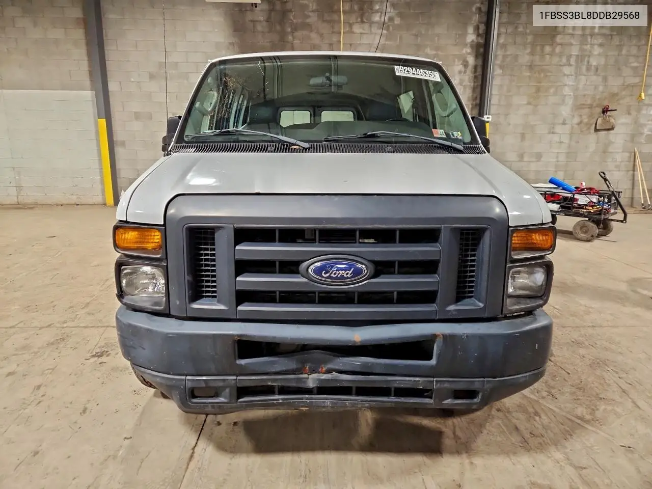 1FBSS3BL8DDB29568 2013 Ford Econoline E350 Super Duty Wagon