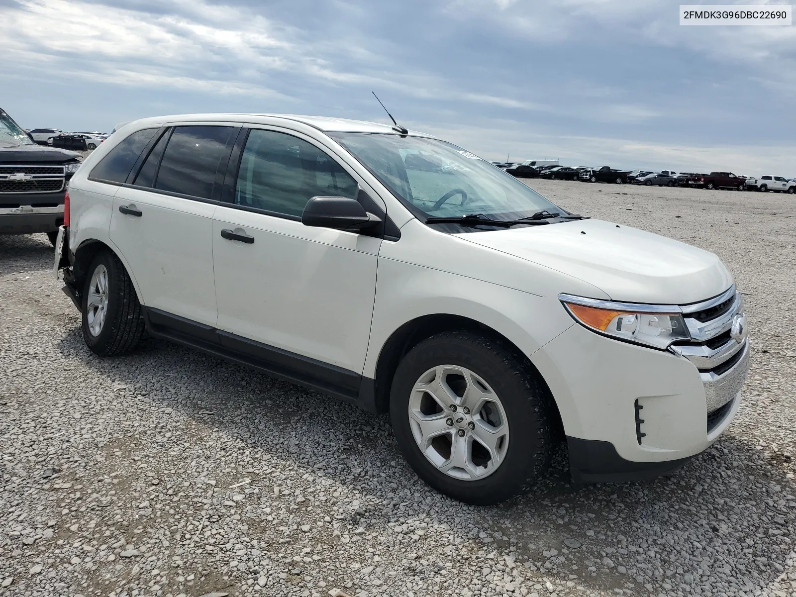 2FMDK3G96DBC22690 2013 Ford Edge Se