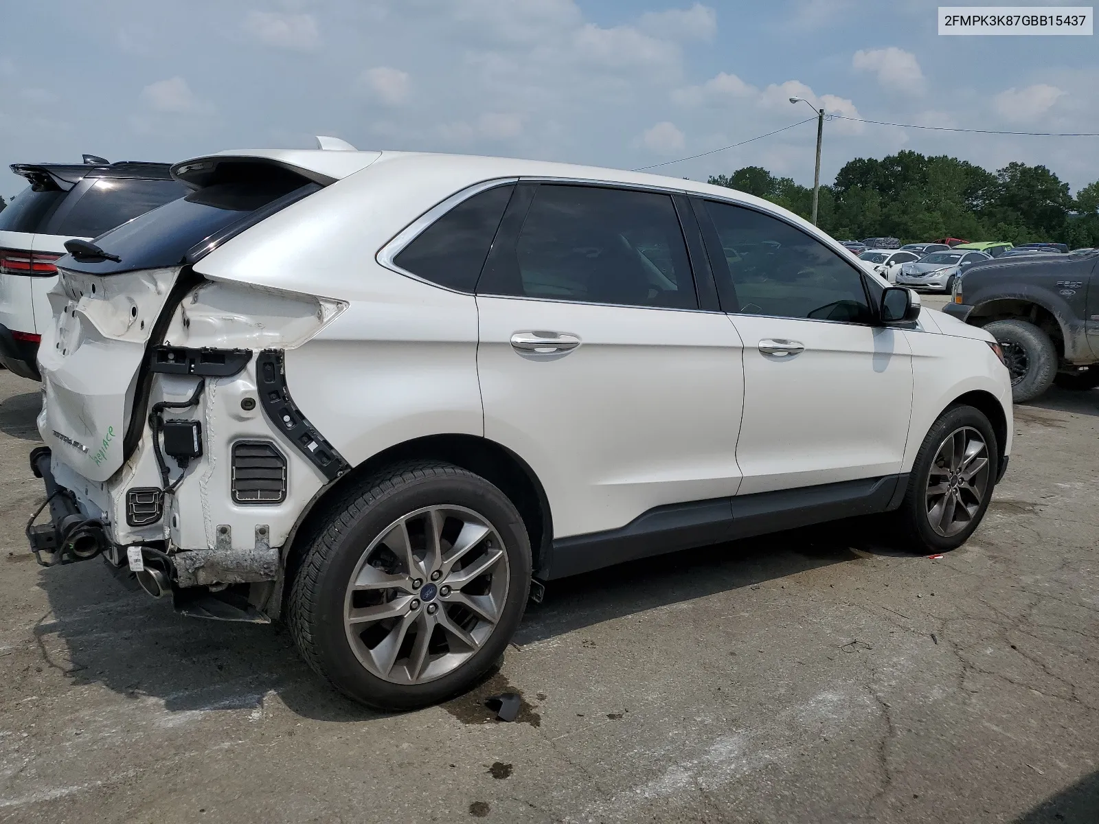 2FMPK3K87GBB15437 2016 Ford Edge Titanium