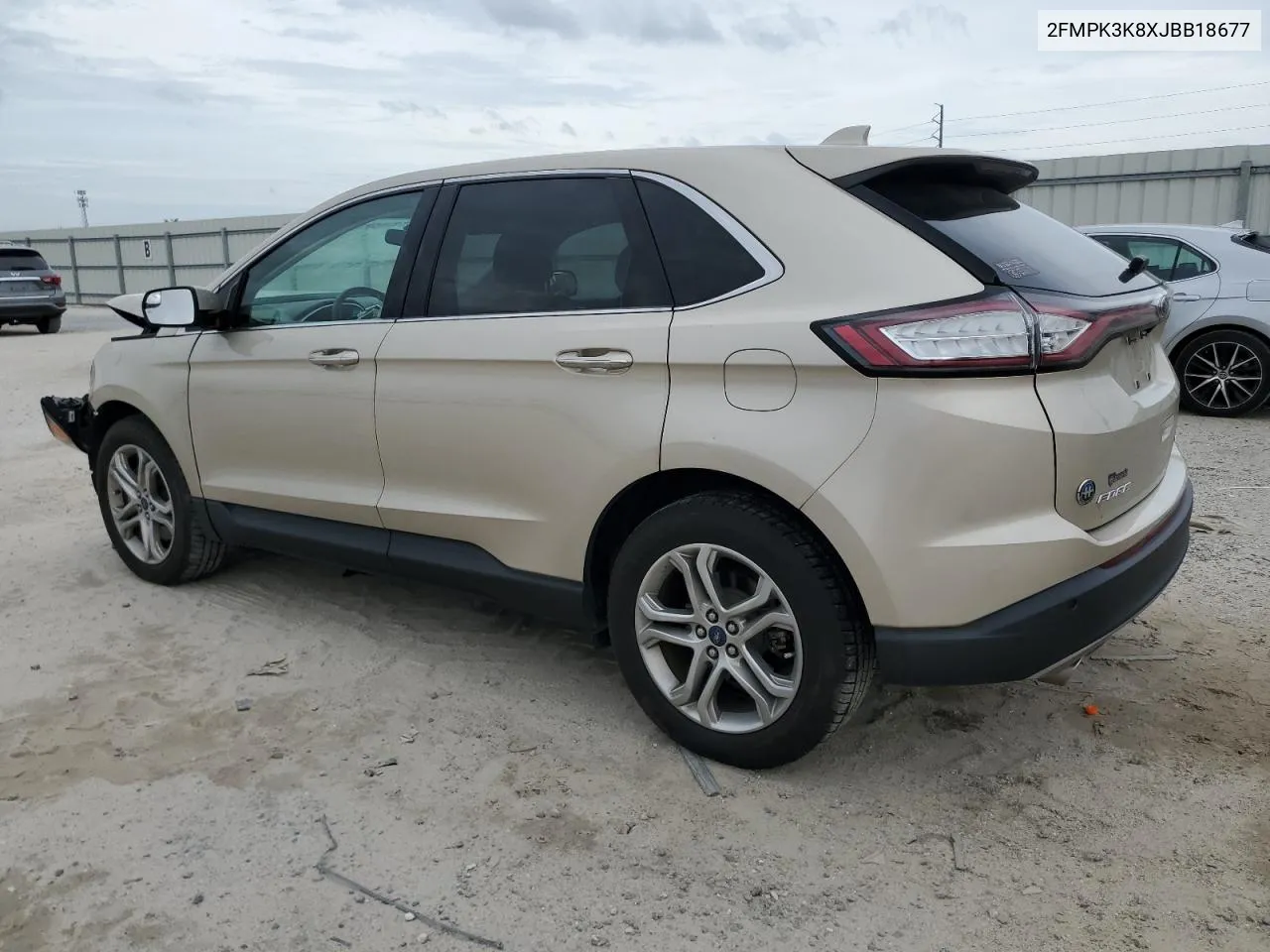 2FMPK3K8XJBB18677 2018 Ford Edge Titanium