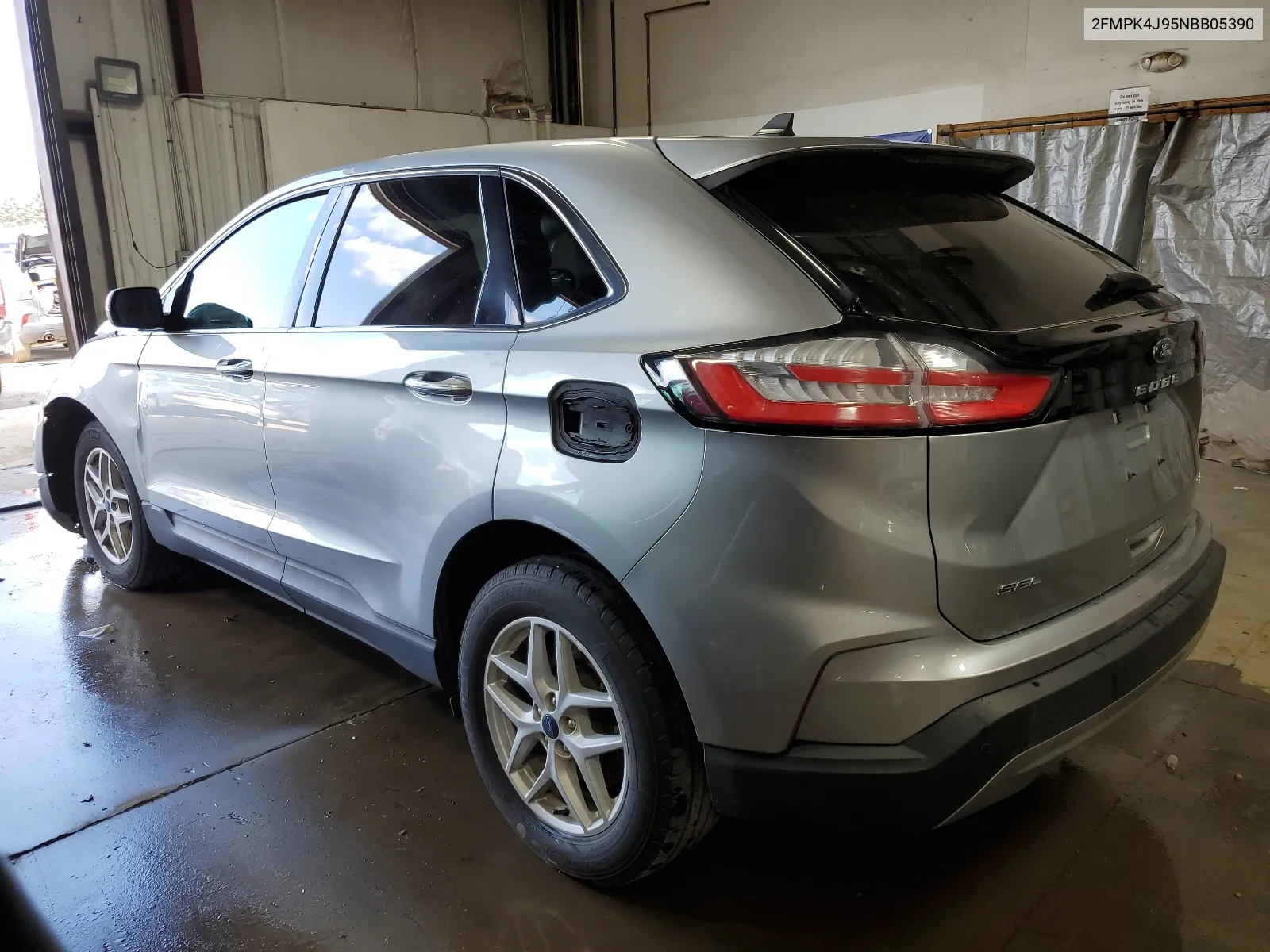 2022 Ford Edge Sel VIN: 2FMPK4J95NBB05390 Lot: 64618354