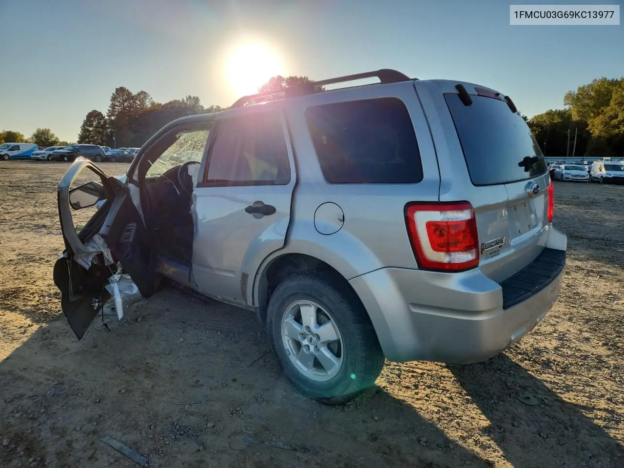 1FMCU03G69KC13977 2009 Ford Escape Xlt