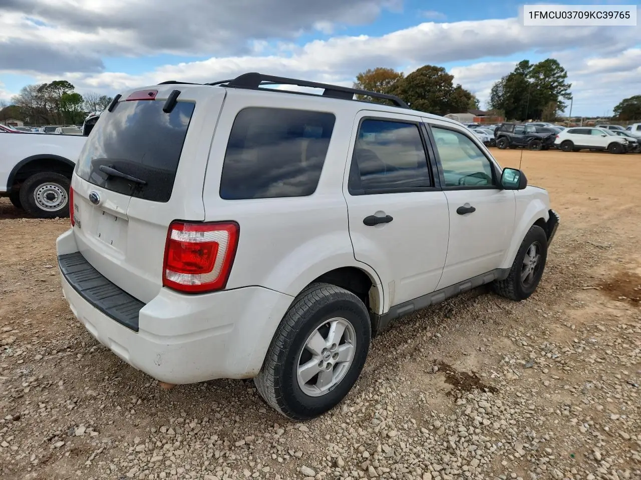 1FMCU03709KC39765 2009 Ford Escape Xlt