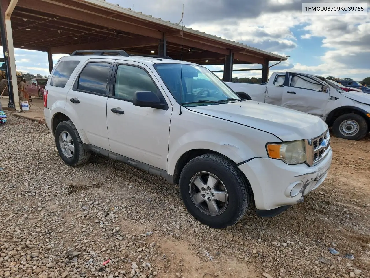 1FMCU03709KC39765 2009 Ford Escape Xlt