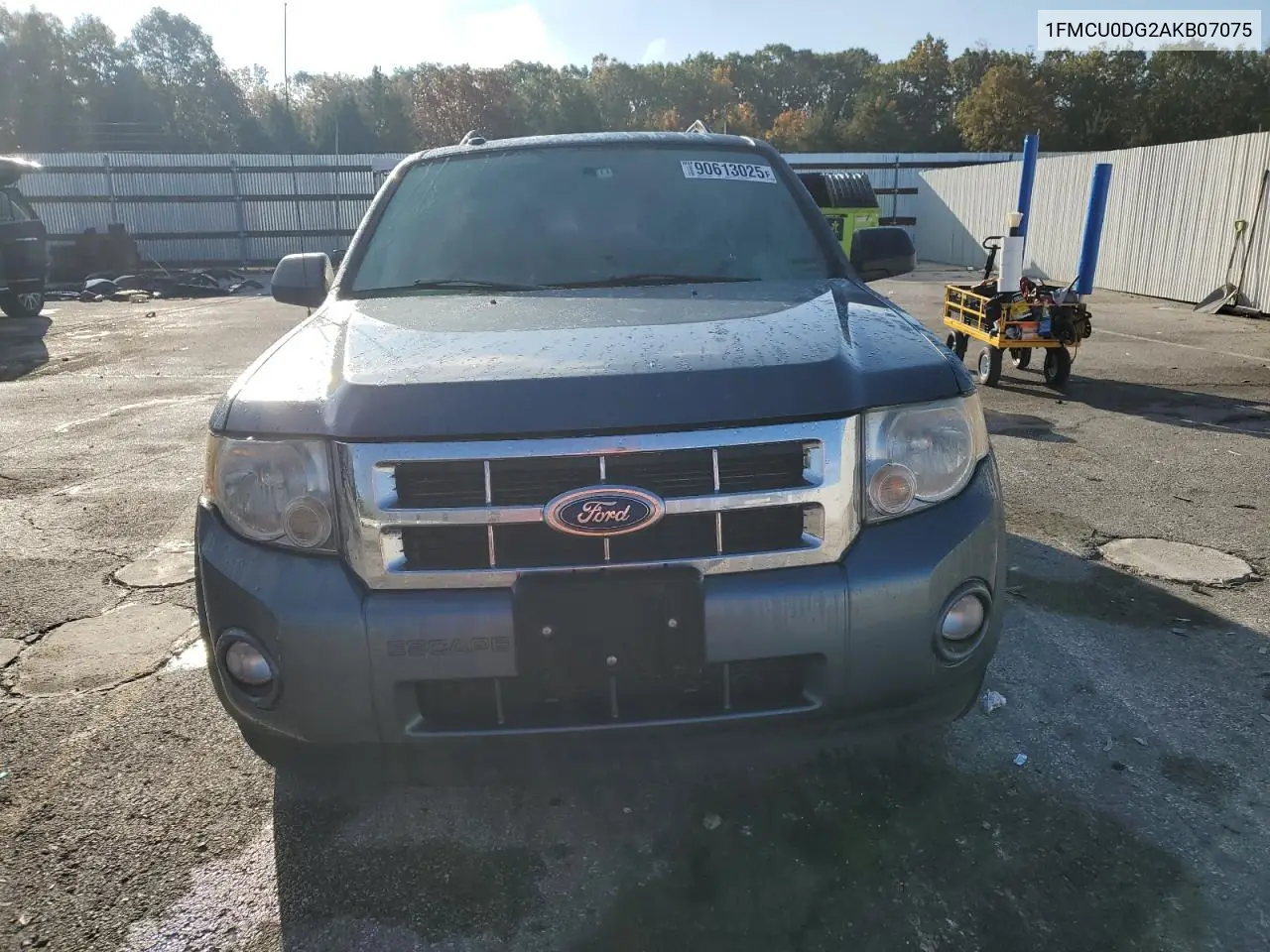 1FMCU0DG2AKB07075 2010 Ford Escape Xlt