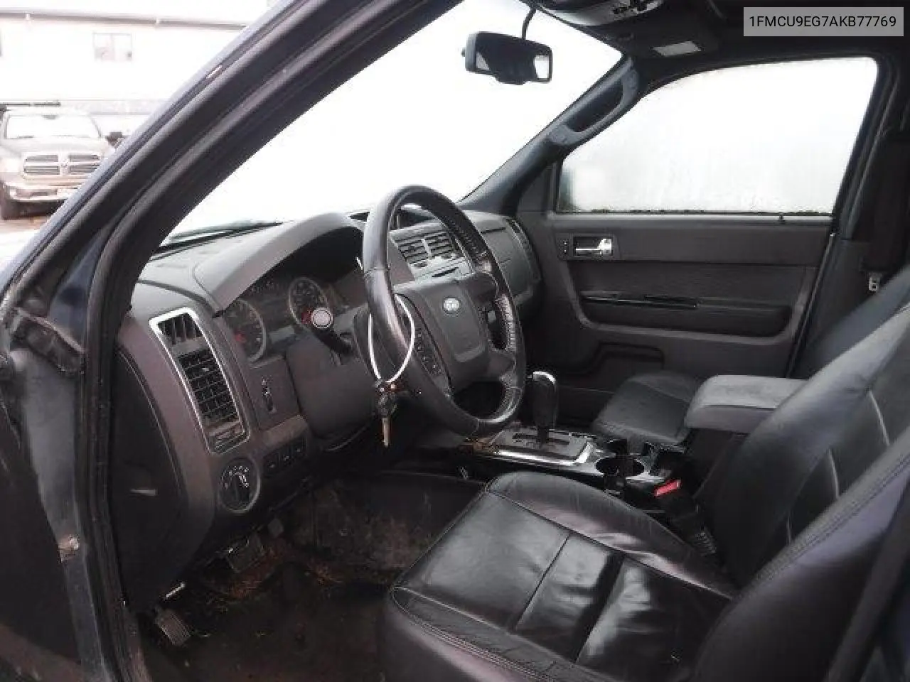 1FMCU9EG7AKB77769 2010 Ford Escape Limited