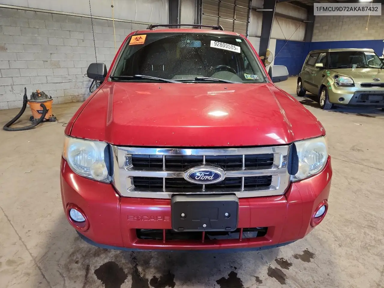 1FMCU9D72AKA87432 2010 Ford Escape Xlt