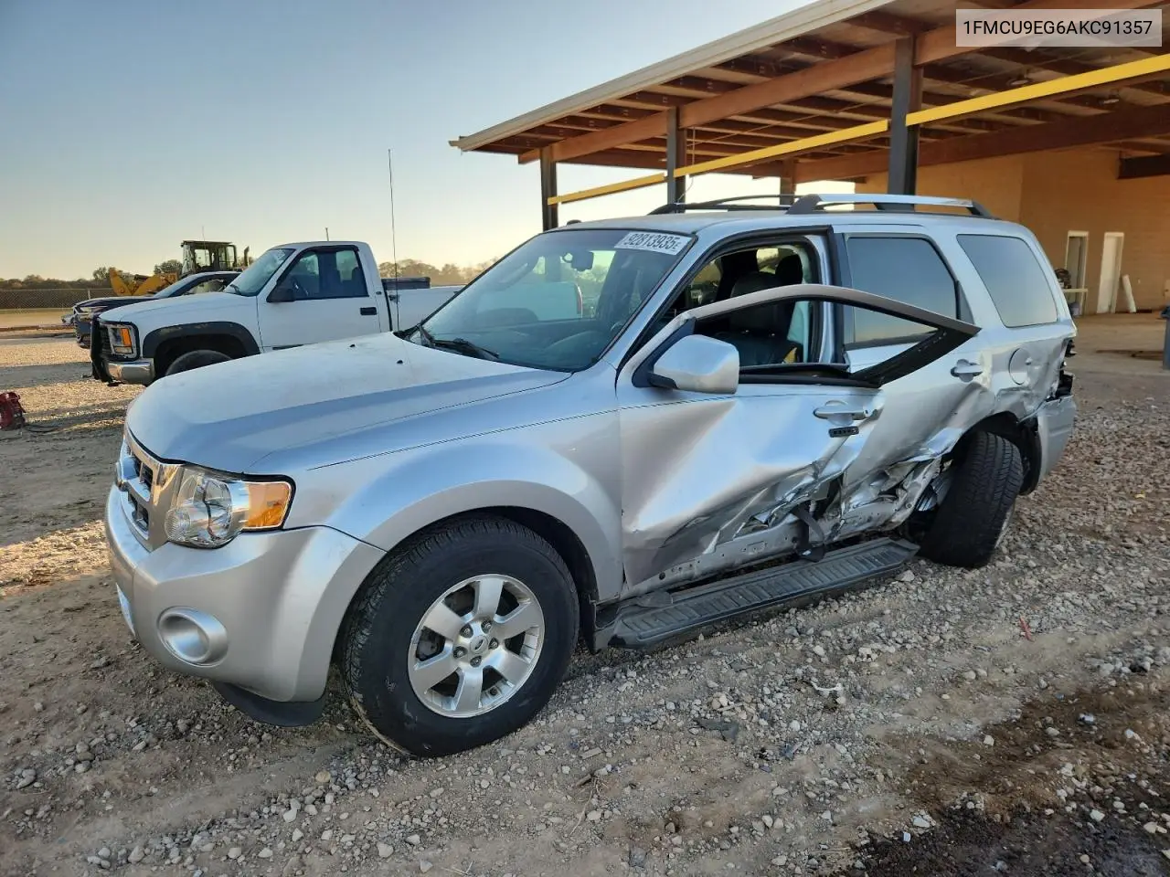 1FMCU9EG6AKC91357 2010 Ford Escape Limited
