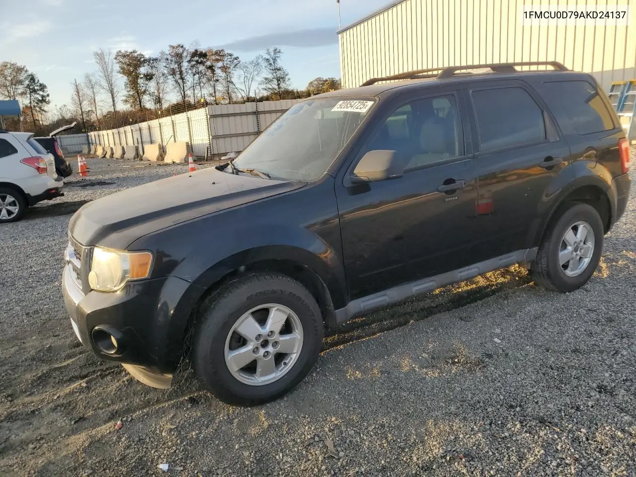 1FMCU0D79AKD24137 2010 Ford Escape Xlt