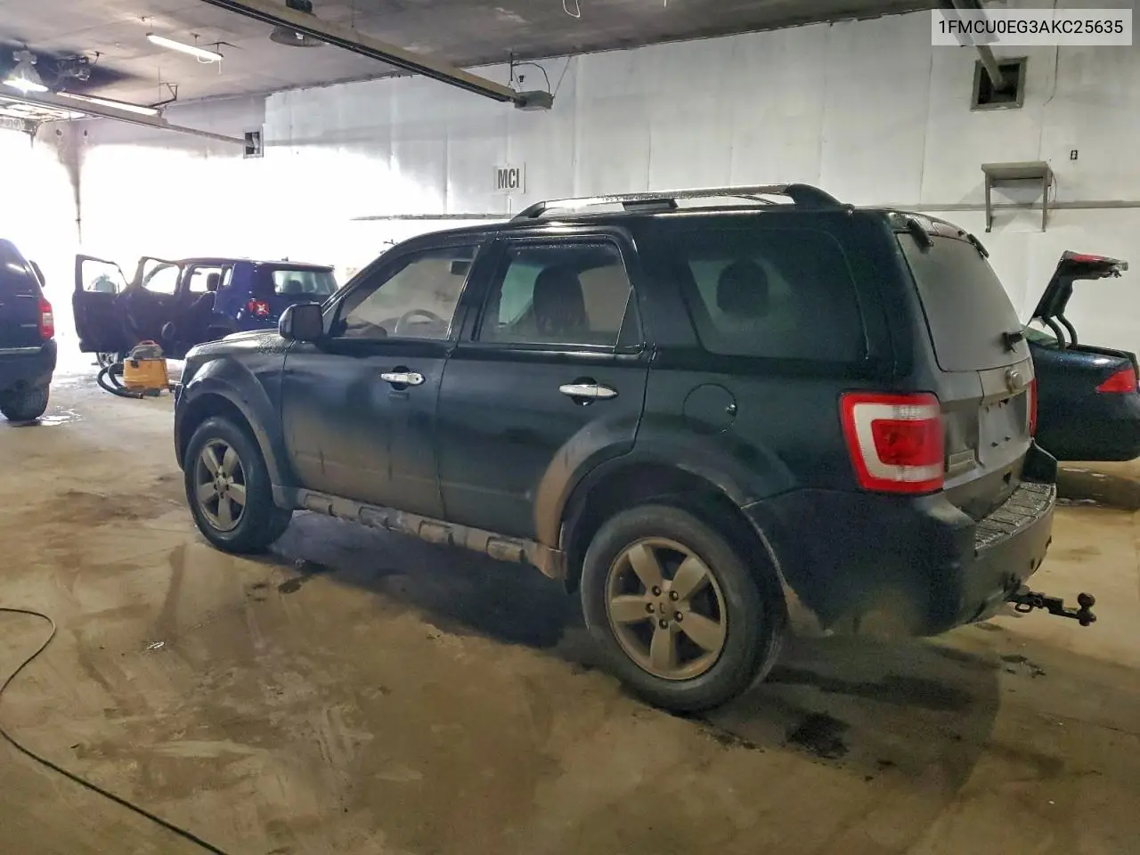 1FMCU0EG3AKC25635 2010 Ford Escape Limited