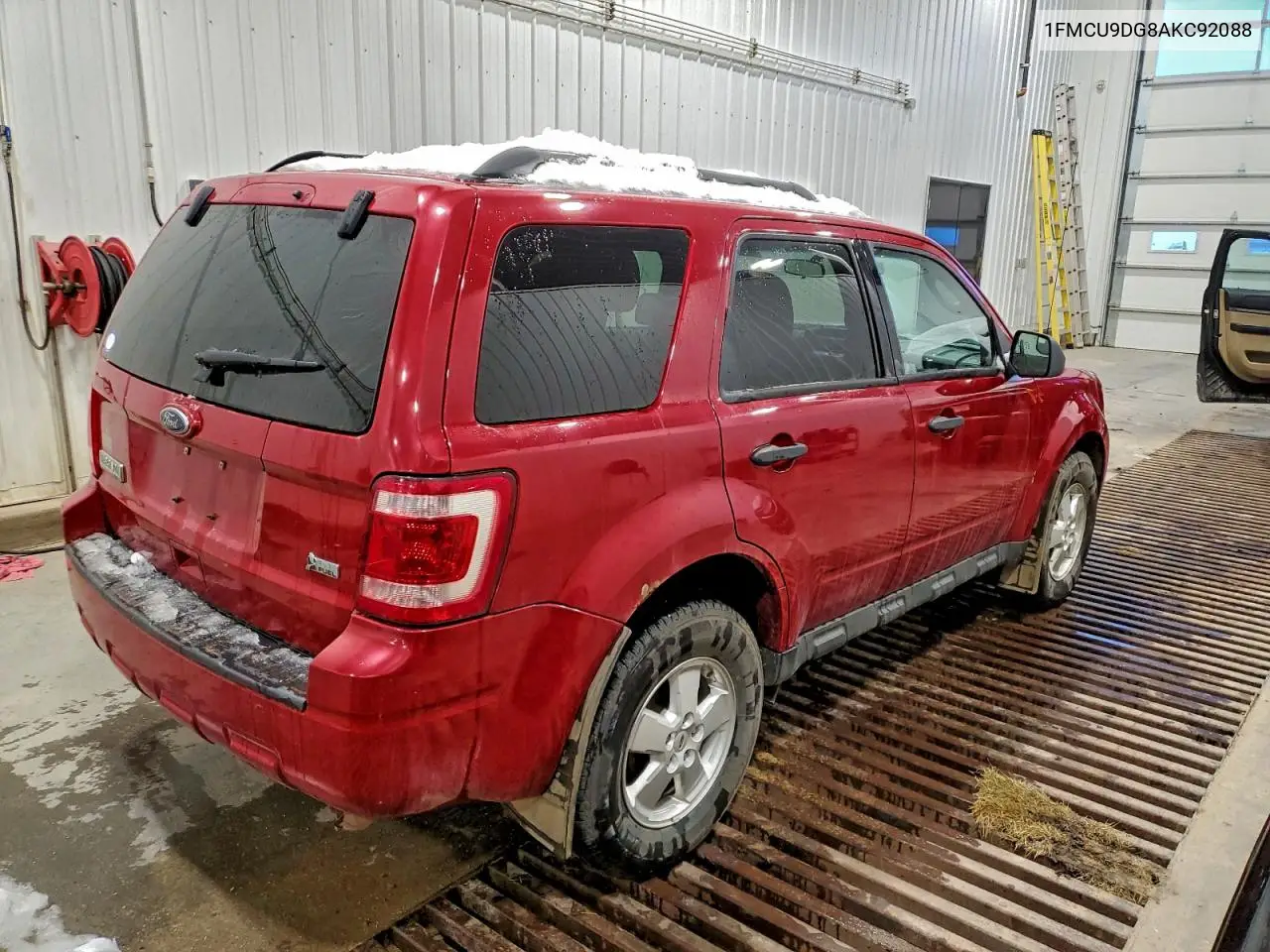 1FMCU9DG8AKC92088 2010 Ford Escape Xlt