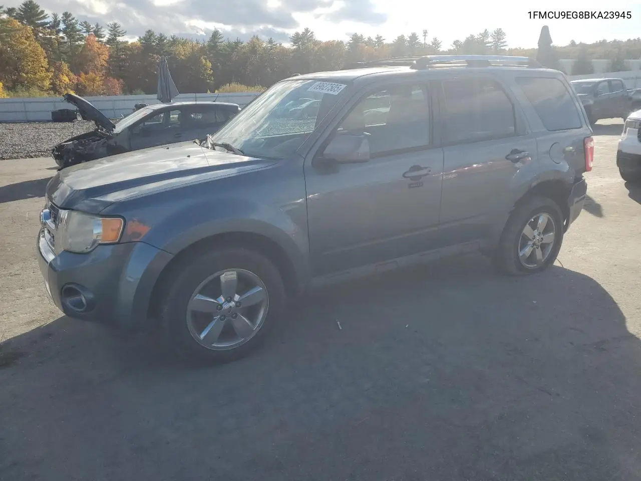 1FMCU9EG8BKA23945 2011 Ford Escape Limited