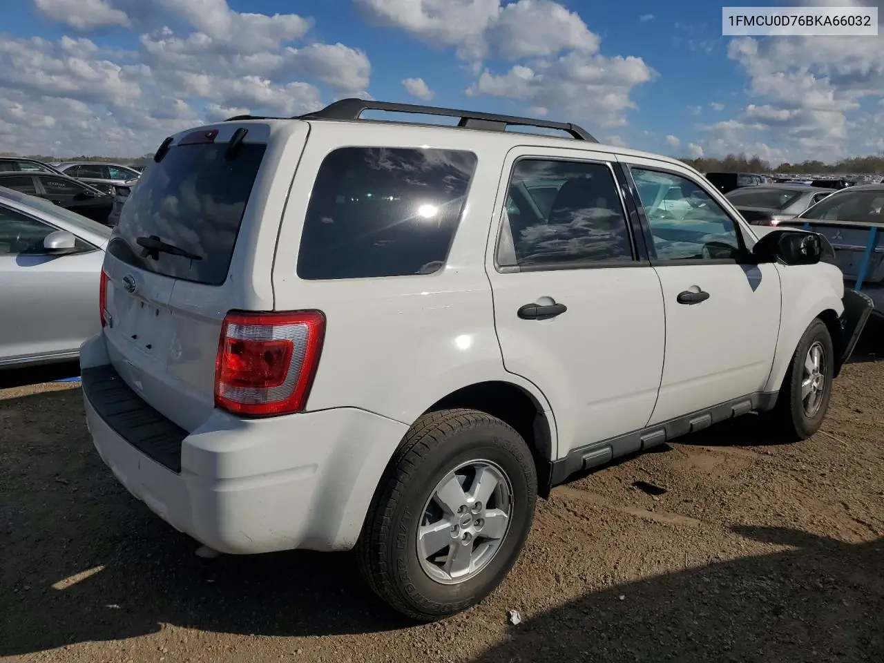 1FMCU0D76BKA66032 2011 Ford Escape Xlt
