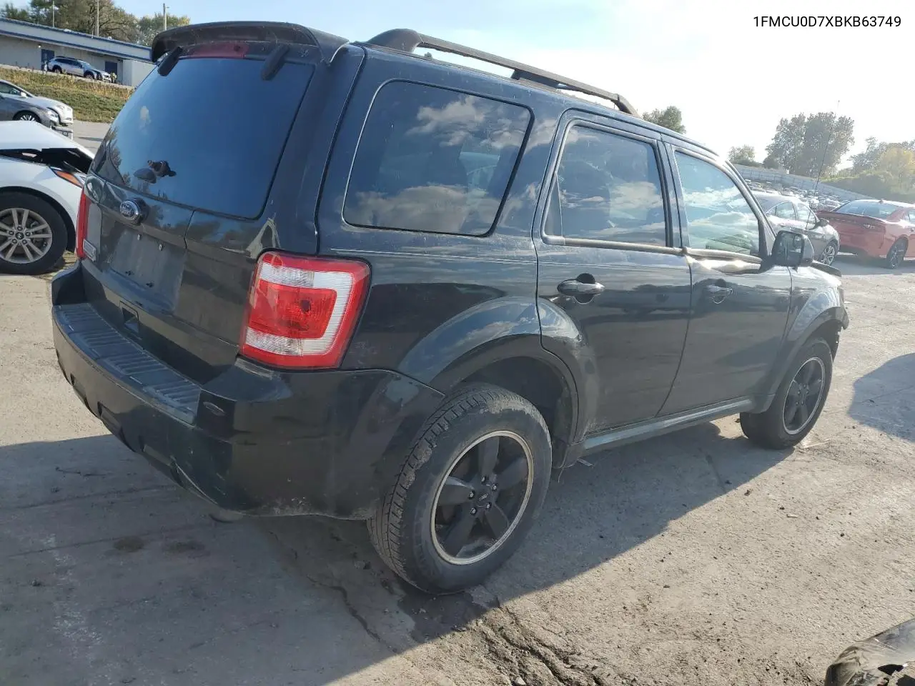 1FMCU0D7XBKB63749 2011 Ford Escape Xlt