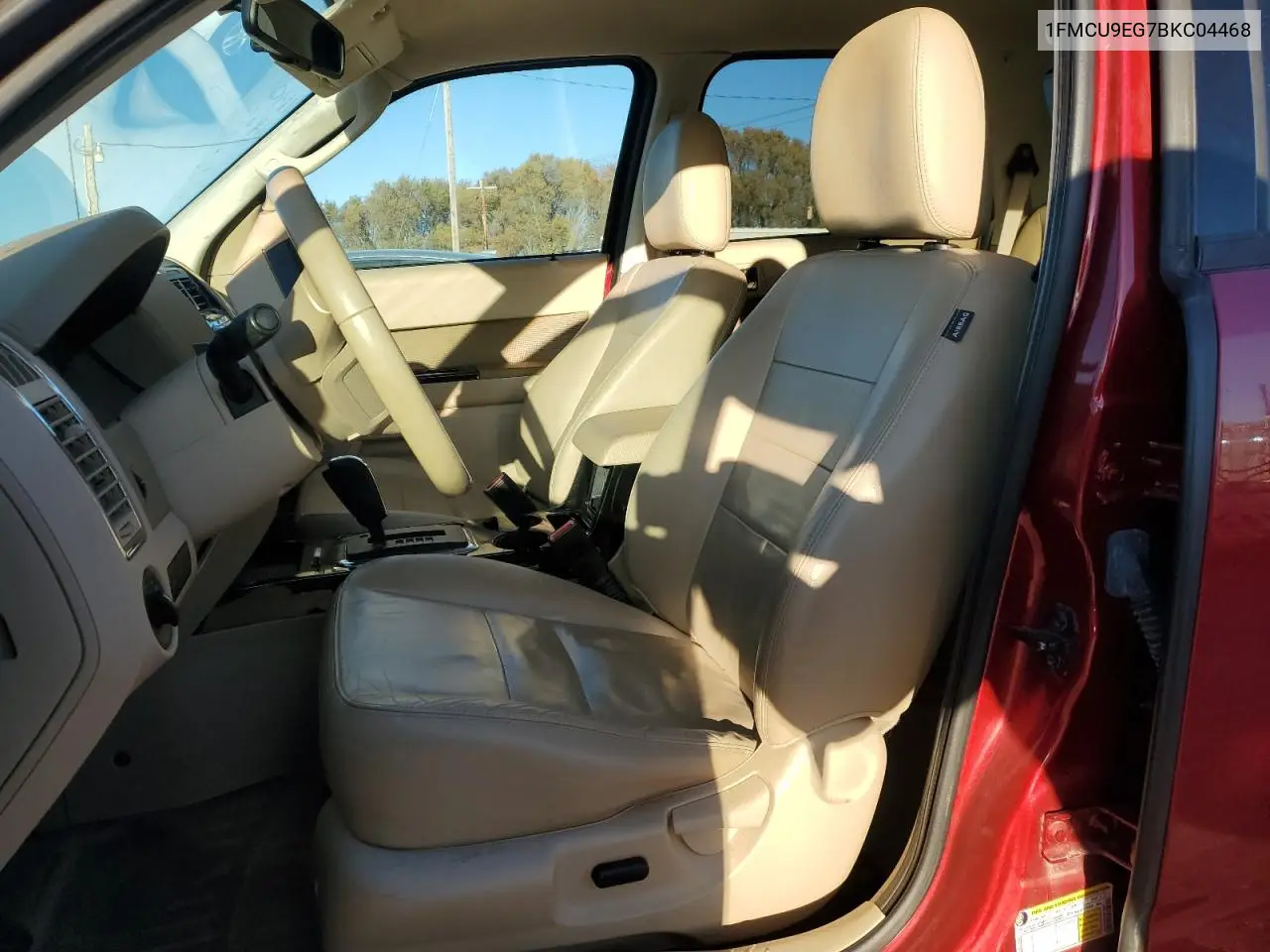 1FMCU9EG7BKC04468 2011 Ford Escape Limited