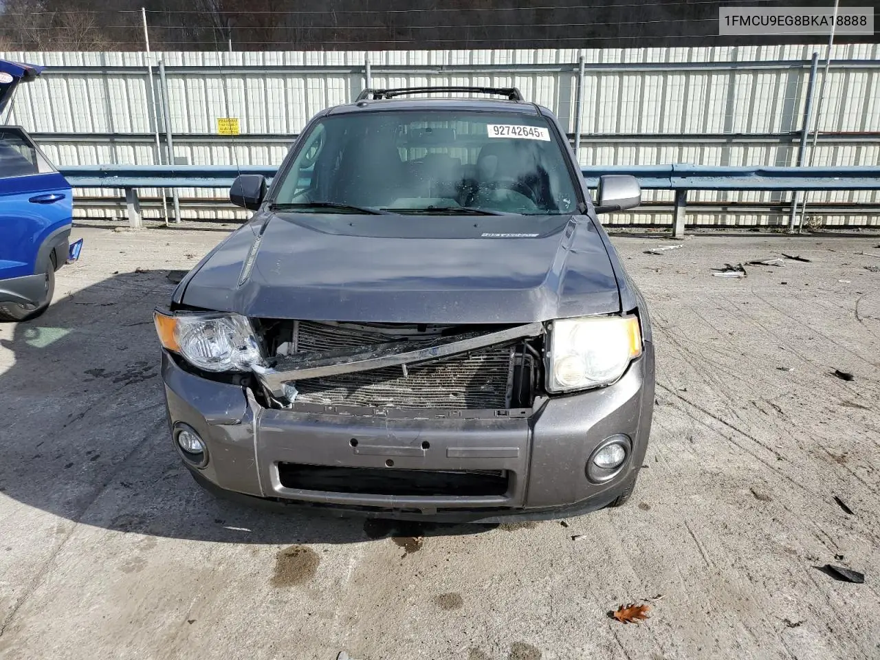 1FMCU9EG8BKA18888 2011 Ford Escape Limited