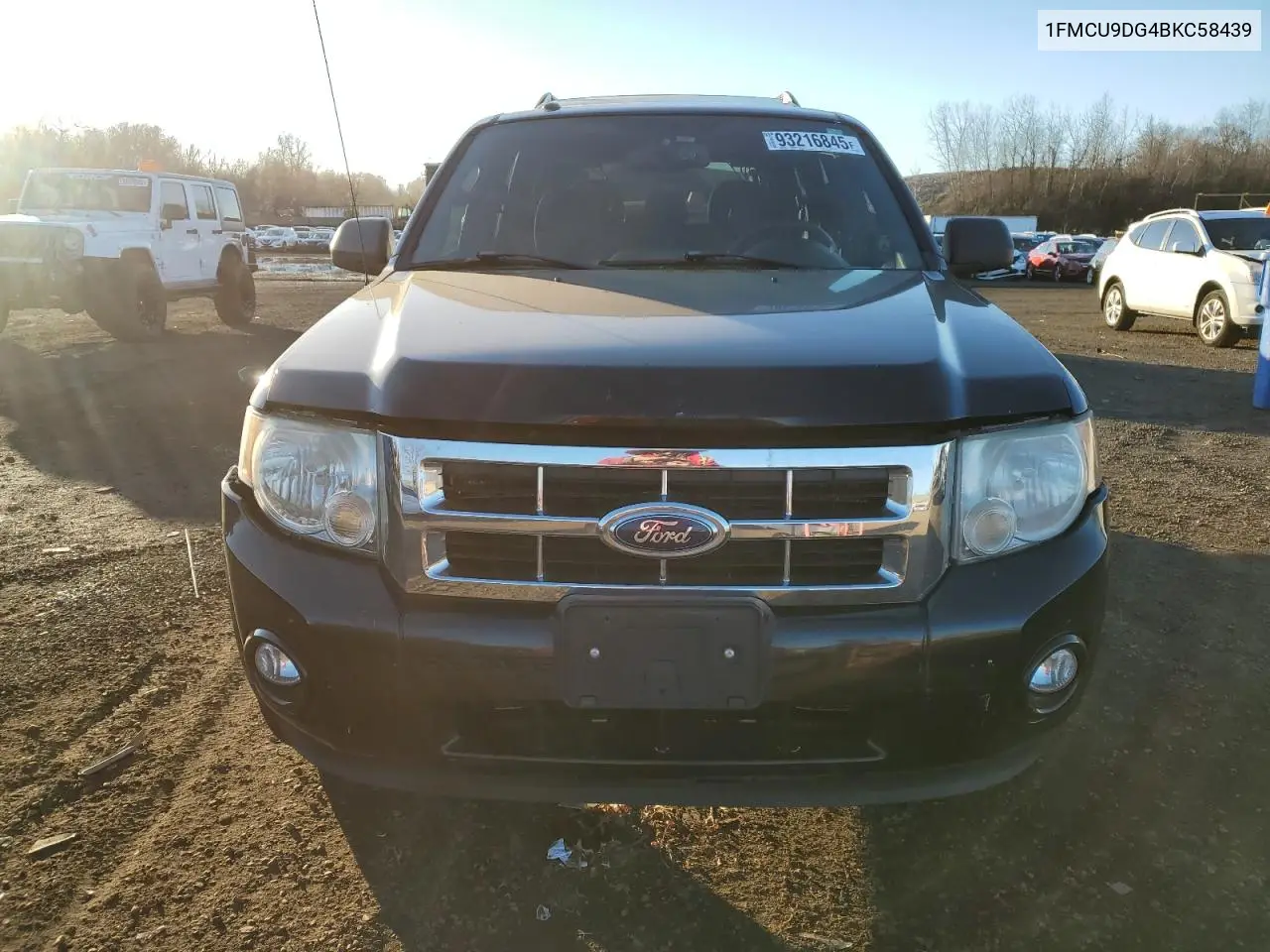 1FMCU9DG4BKC58439 2011 Ford Escape Xlt
