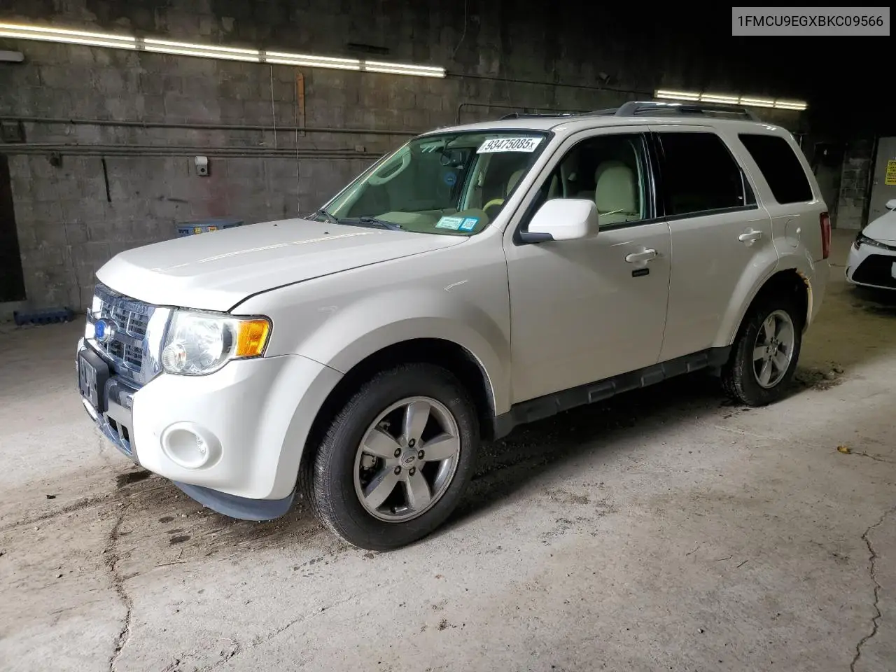 1FMCU9EGXBKC09566 2011 Ford Escape Limited