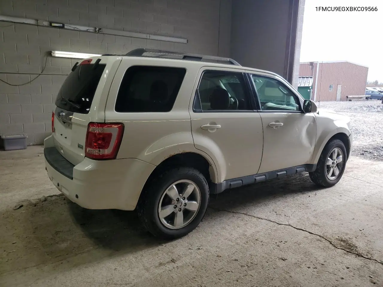 1FMCU9EGXBKC09566 2011 Ford Escape Limited
