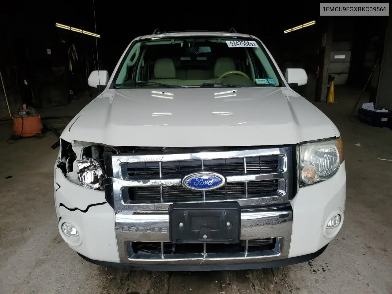 1FMCU9EGXBKC09566 2011 Ford Escape Limited