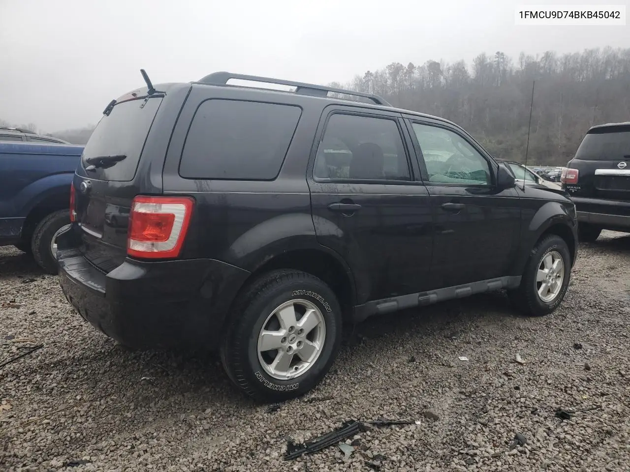 1FMCU9D74BKB45042 2011 Ford Escape Xlt
