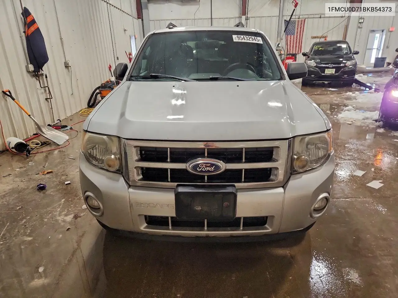 1FMCU0D71BKB54373 2011 Ford Escape Xlt