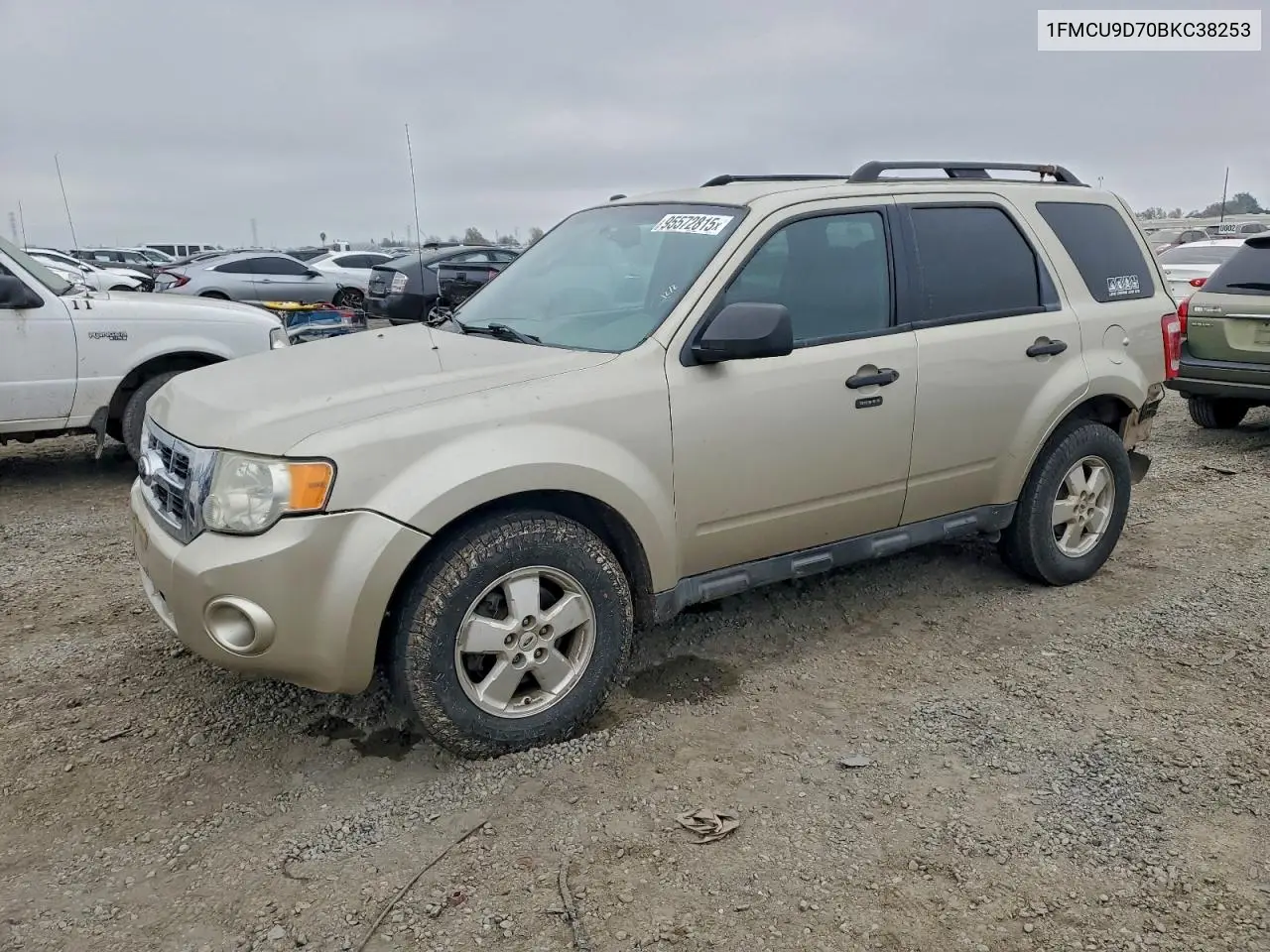 1FMCU9D70BKC38253 2011 Ford Escape Xlt