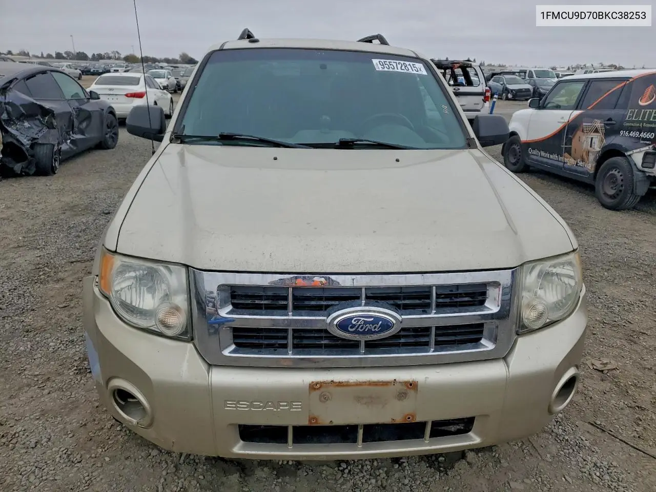 1FMCU9D70BKC38253 2011 Ford Escape Xlt