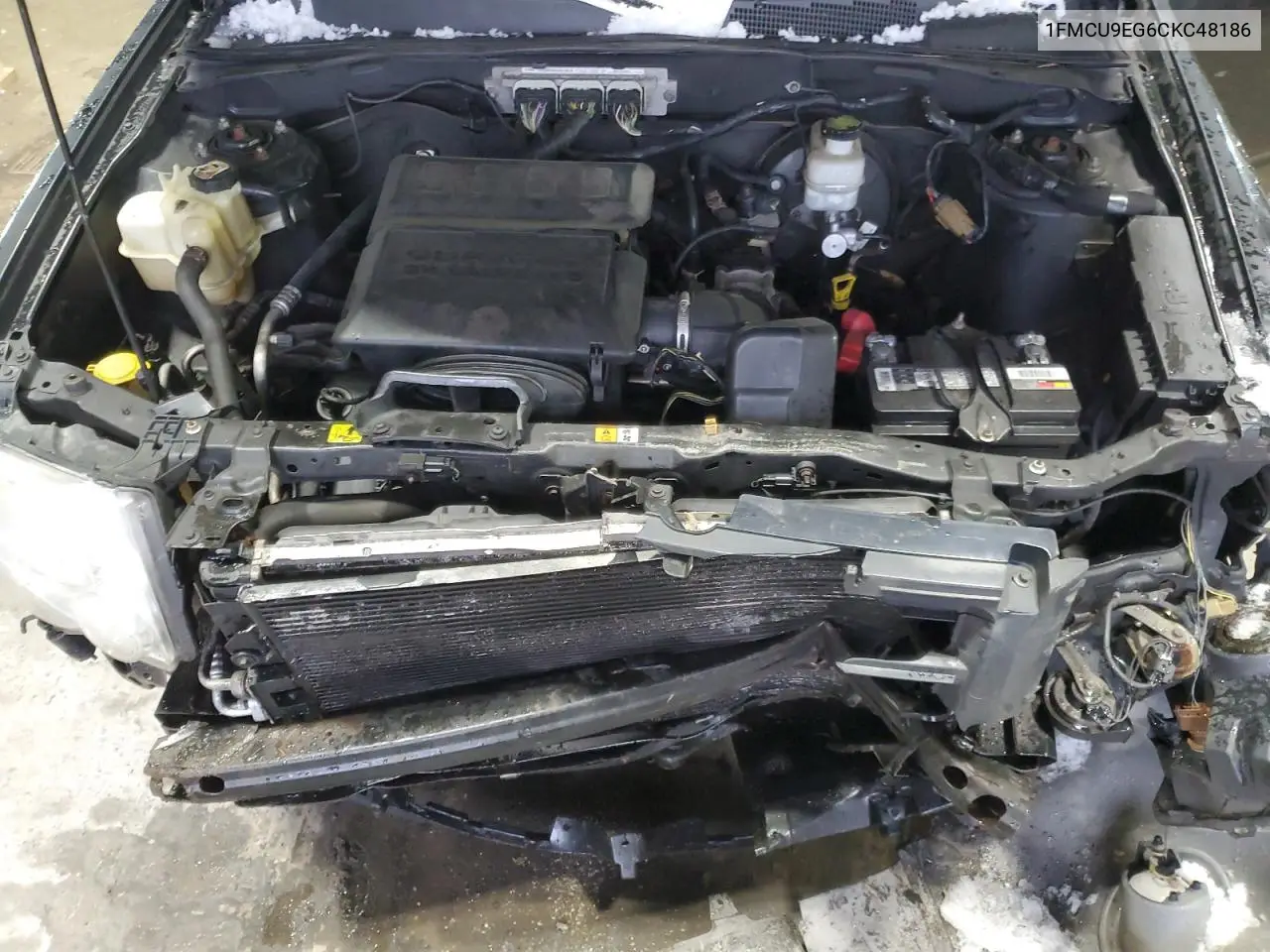 1FMCU9EG6CKC48186 2012 Ford Escape Limited