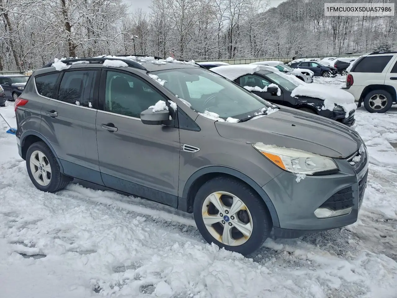 1FMCU0GX5DUA57986 2013 Ford Escape Se