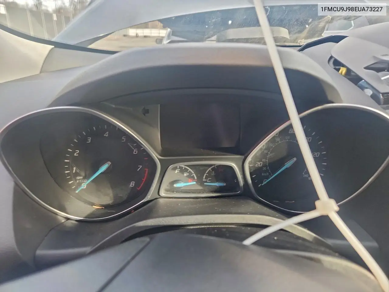 1FMCU9J98EUA73227 2014 Ford Escape Titanium