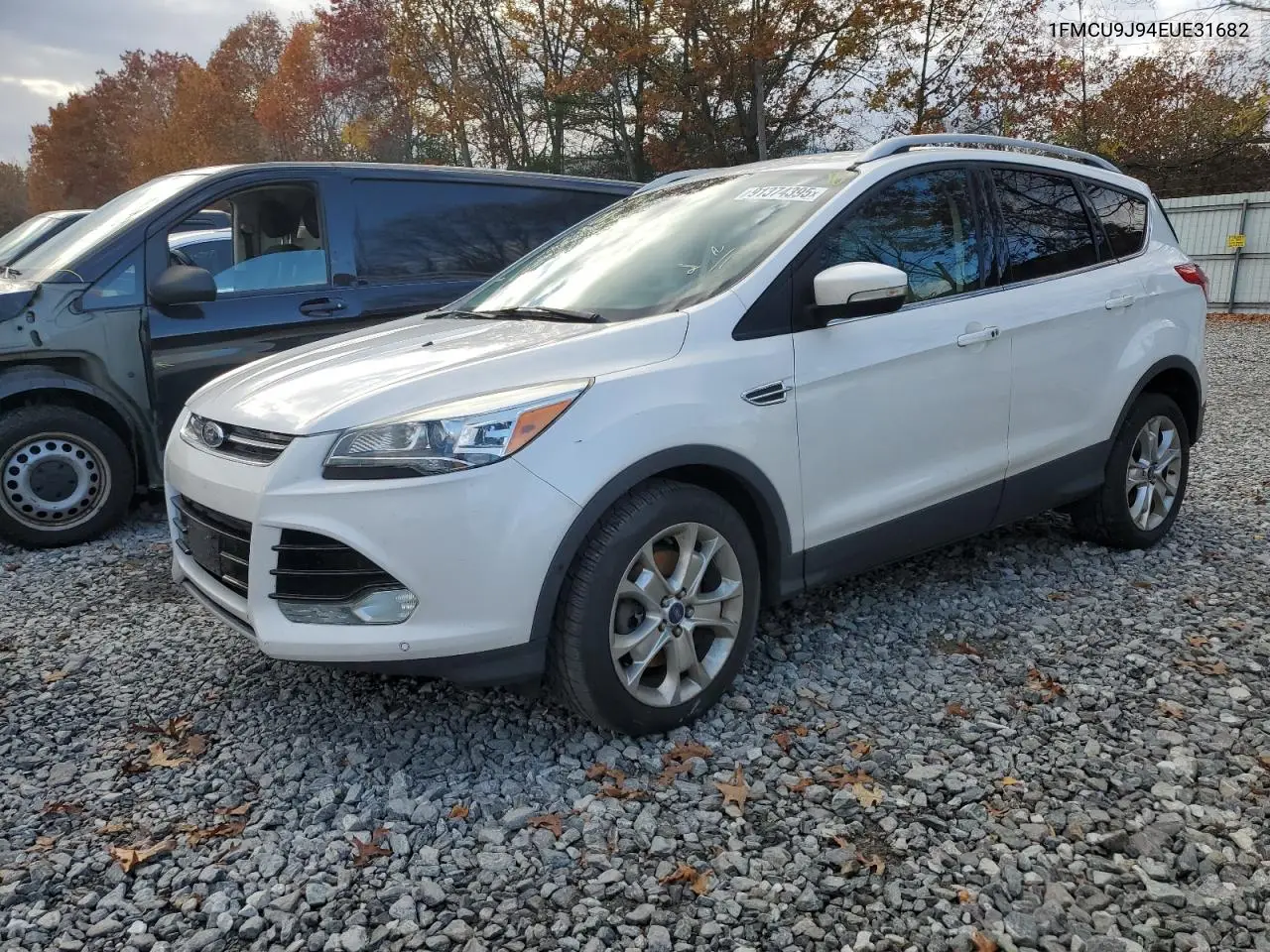 1FMCU9J94EUE31682 2014 Ford Escape Titanium